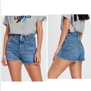 Levi’s Premium Ribcage Shorts sz 24